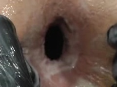 Gay gets fucked by tattooed hand!