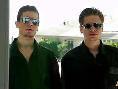 Next Door Buddies - Repo Men