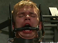 Christian Wilde fucks Zach Alexander tied up and suspended.