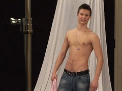 Kristof Hertz - SESSION STILLS