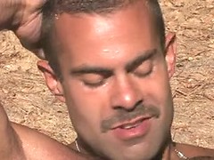Steve Cruz takes a cold hose shower and jacks off in tub