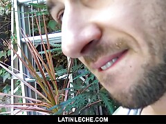 Two Hotel Strangers Agree to Fuck on Cam for Cash