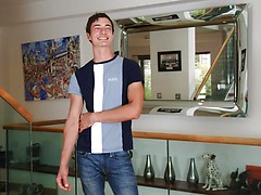 Young Slim & Toned Oscar