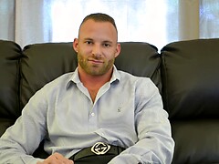 Behind the Scenes Interview with Hunk Hottie Derek Parker