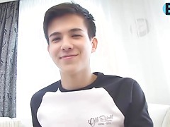 Twink boy first time cumming on video